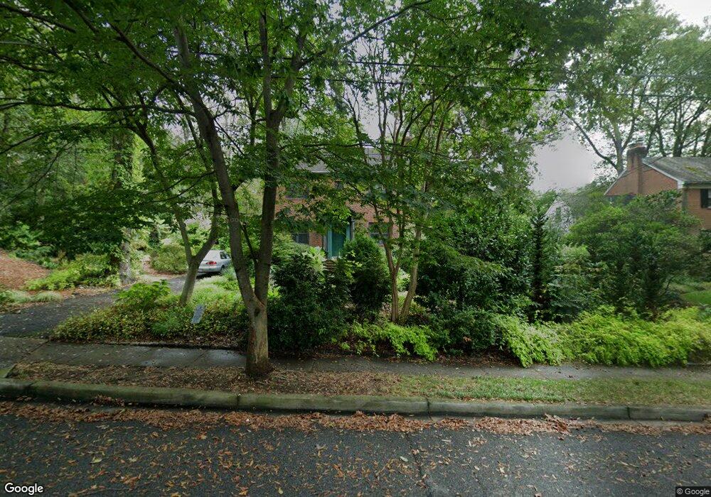 6909 Pineway, University Park, MD 20782 - photo 1