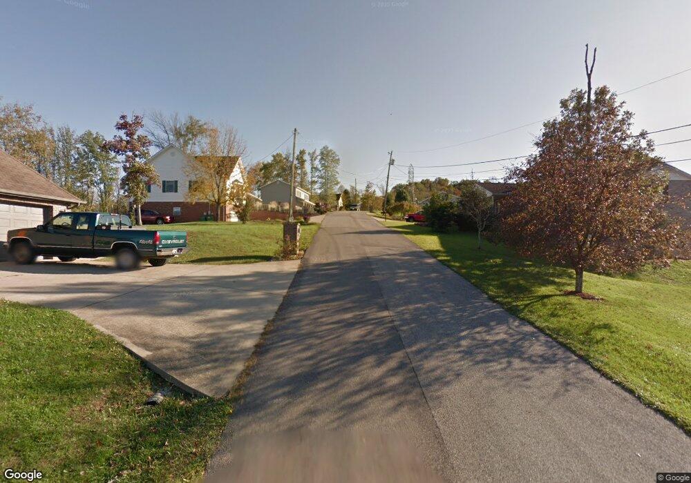 401 Spruce Dr, Scott Depot, WV 25560 - photo 1