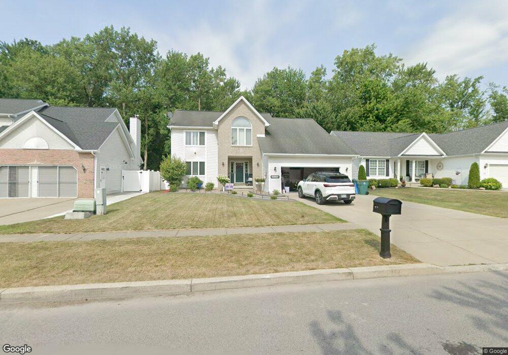 1174 Bowen Dr W, North Tonawanda, NY 14120 - photo 1