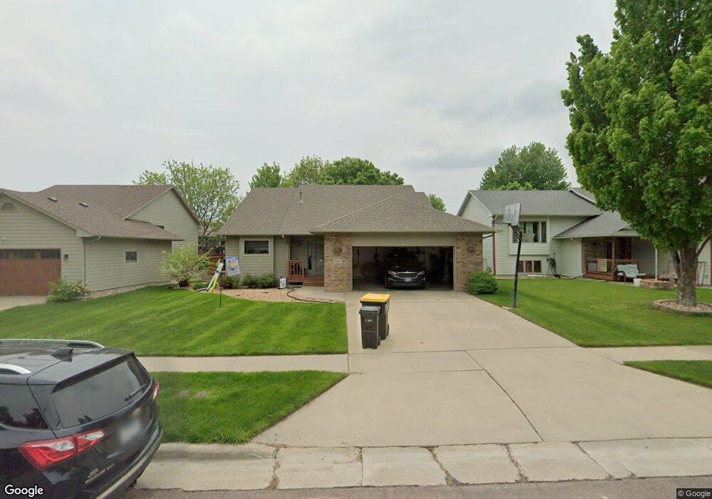 5013 E Blueridge Dr, Sioux Falls, SD 57110 - photo 1