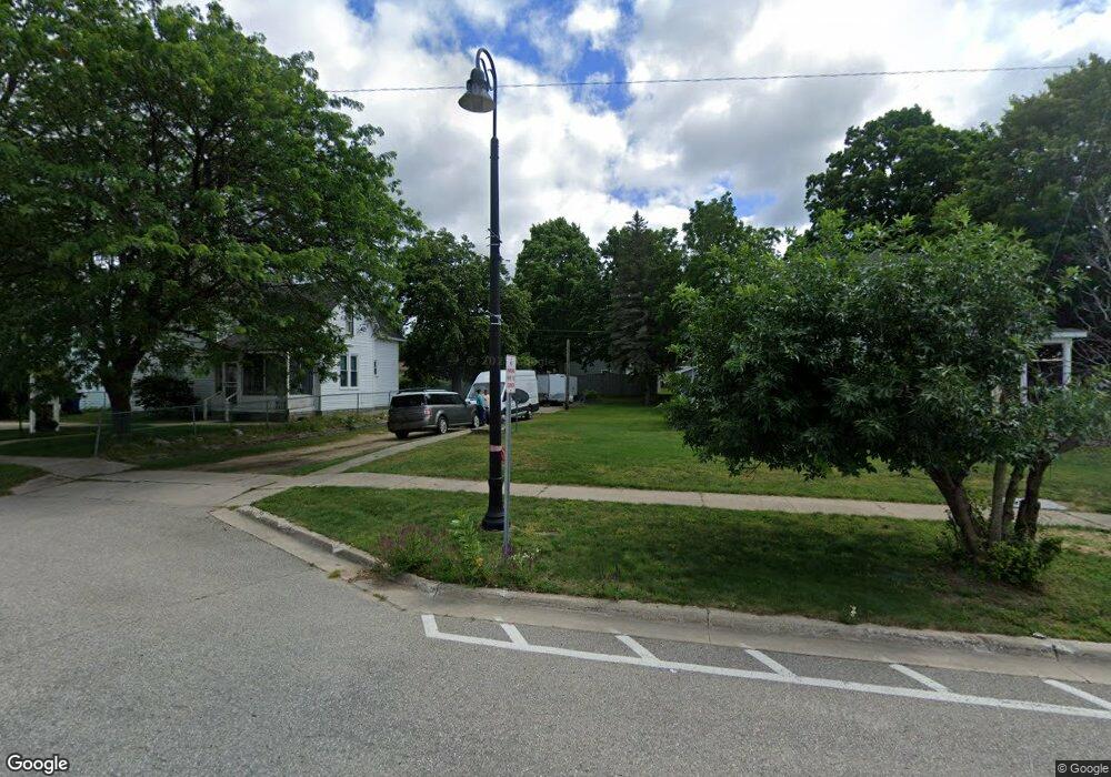 4300 S Winged Foot Cir, Cedar, MI 49621 - photo 1