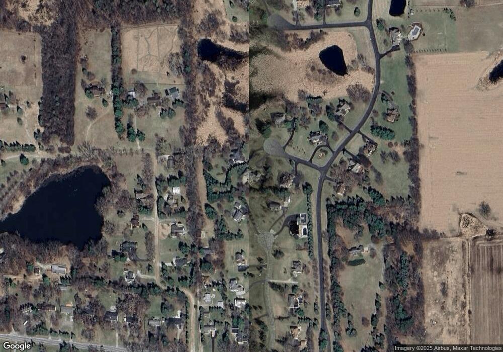 13153 Worthington Ct, Chelsea, MI 48118 - photo 1