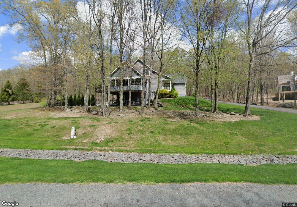 106 Glennwood Dr, Hawley, PA 18428 - photo 1