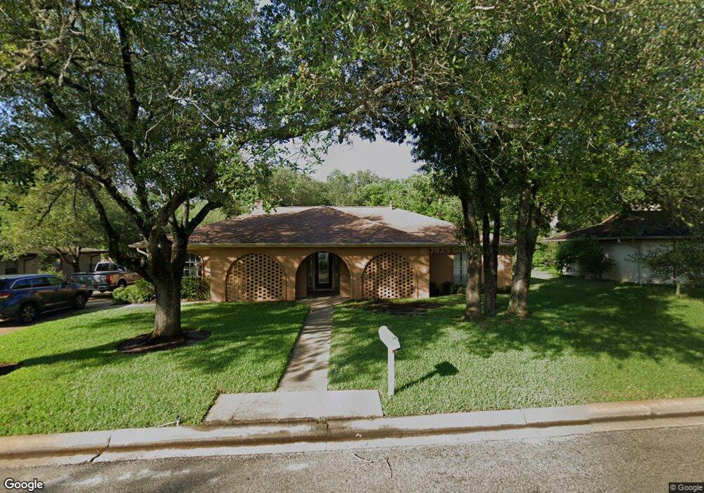 1804 Sabine Ct, College Station, TX 77840 - photo 1