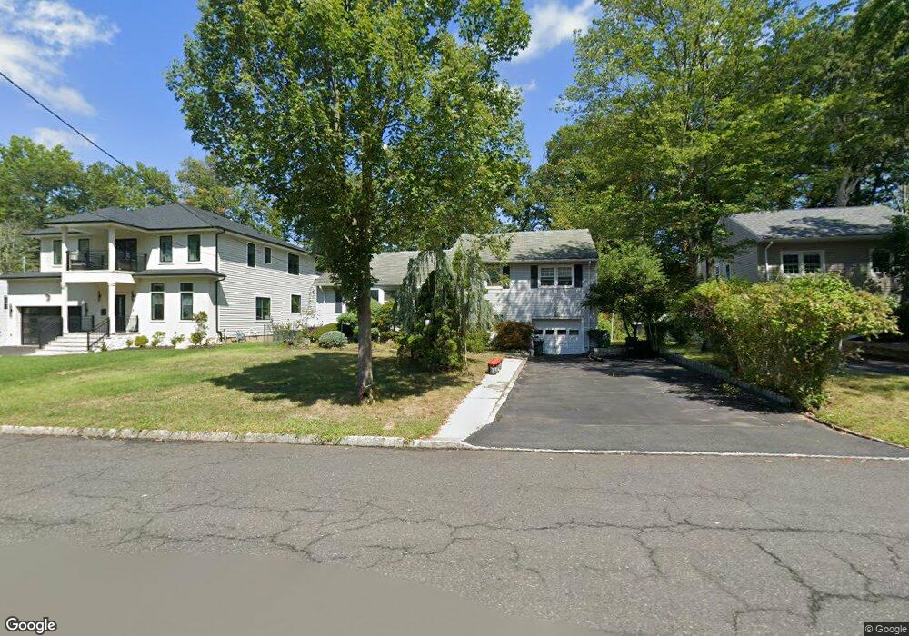 66 W Cedar St, Livingston, NJ 07039 - photo 1