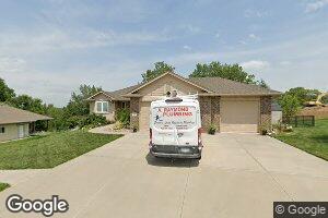 1421 Golden Hills Dr, Crescent, IA 51526