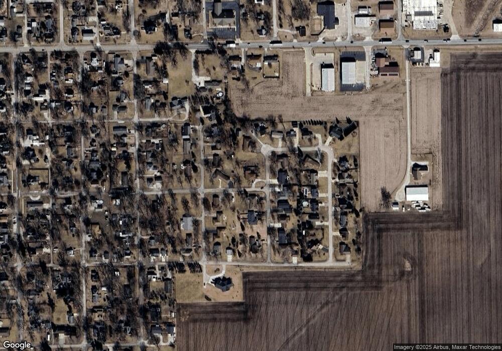 520 Mello Dr, Chenoa, IL 61726 - photo 1