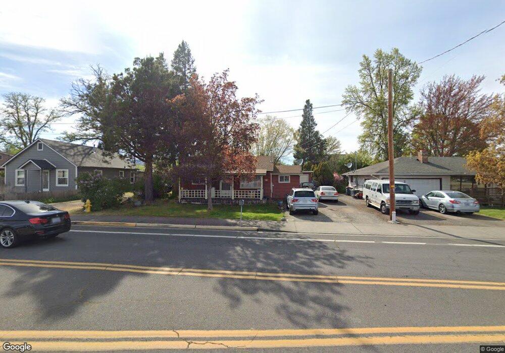 212 Freeman Rd, Central Point, OR 97502 - photo 1