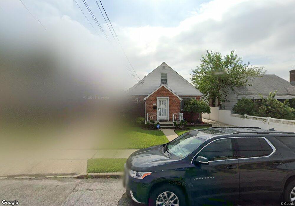 155 Hoffman St, Franklin Square, NY 11010 - photo 1