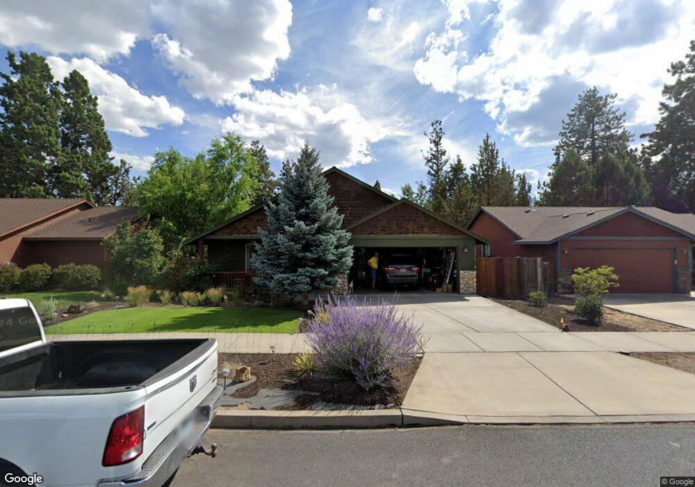 20578 Prospector Loop, Bend, OR 97702 - photo 1