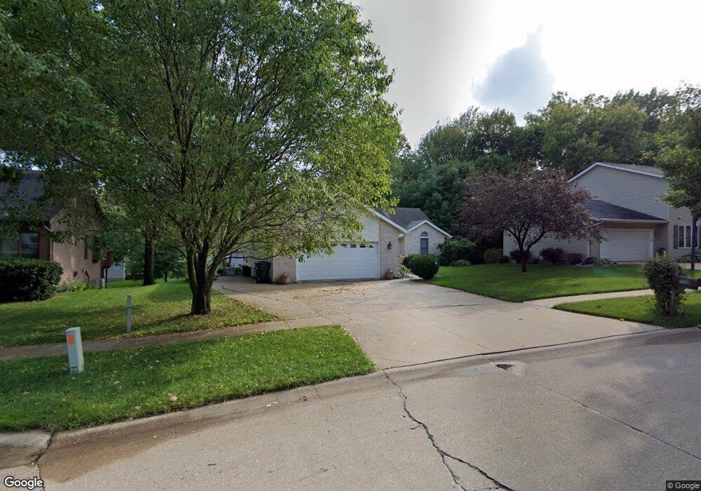 1609 Whitters Way NW, Cedar Rapids, IA 52405 - photo 1