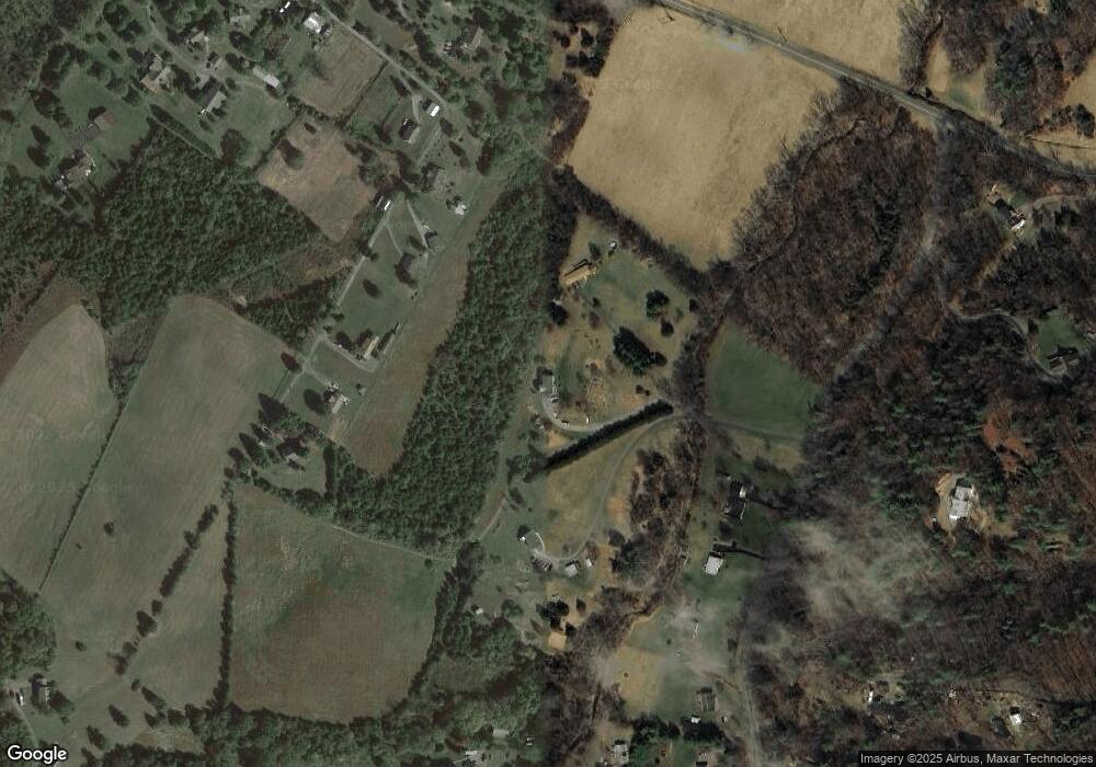 81 Thompson Hollow Ct, Bentonville, VA 22610 - photo 1