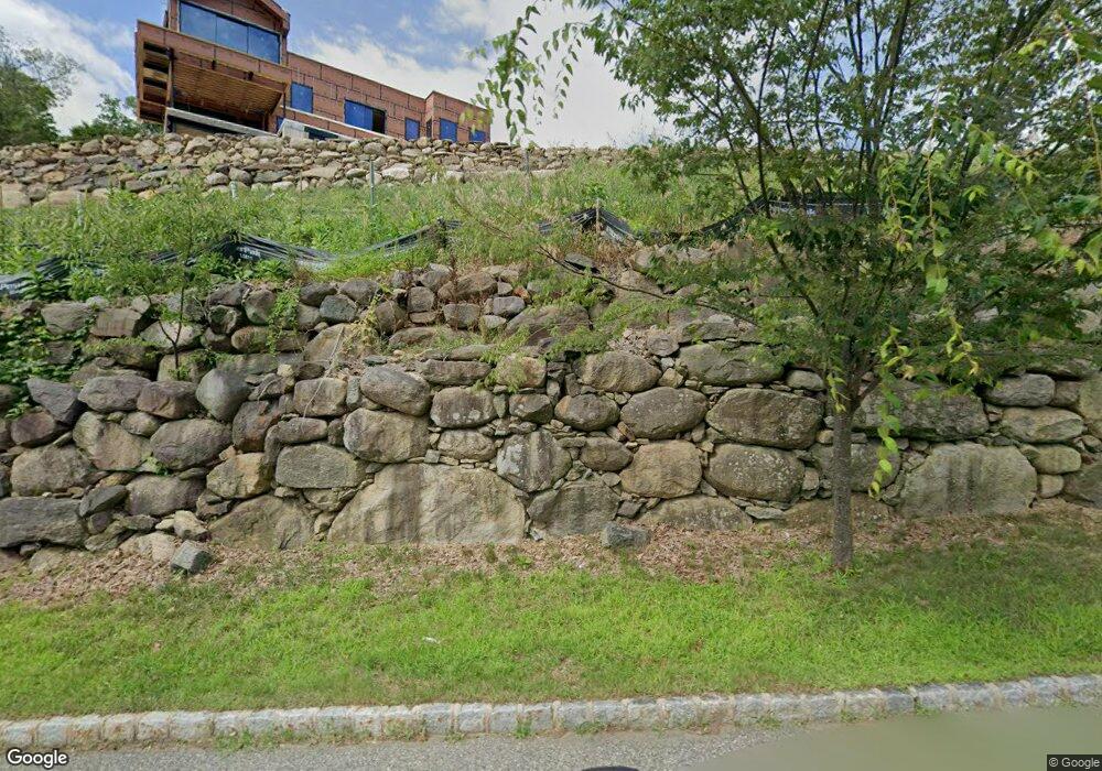 10 Tudor Rose Ct, Mahwah, NJ 07430 - photo 1