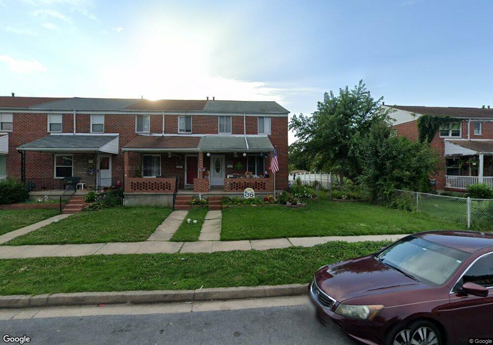 942 Foxridge Ln, Essex, MD 21221 - photo 1