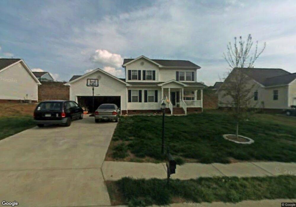 323 Lone Tree Ln, Clover, SC 29710 - photo 1