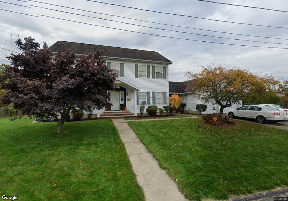833 Elm St, Olyphant, PA 18447 - photo 1