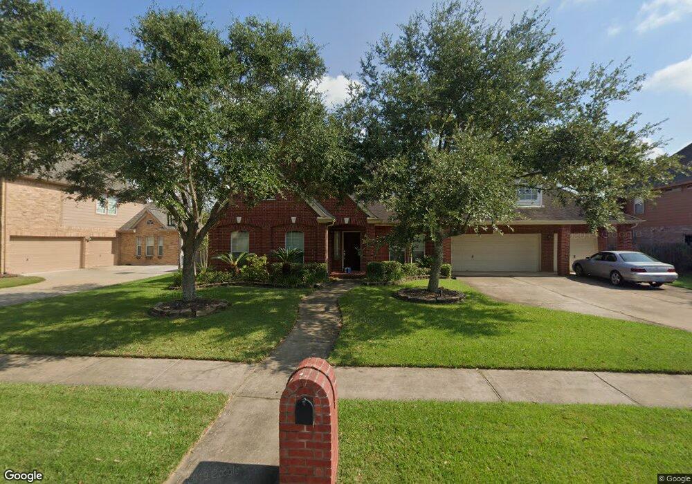 605 High Ridge Dr, Friendswood, TX 77546 - photo 1