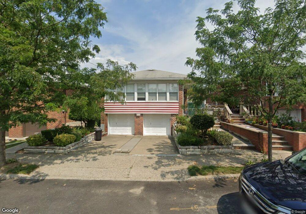 2507 148th St, Flushing, NY 11354 - photo 1