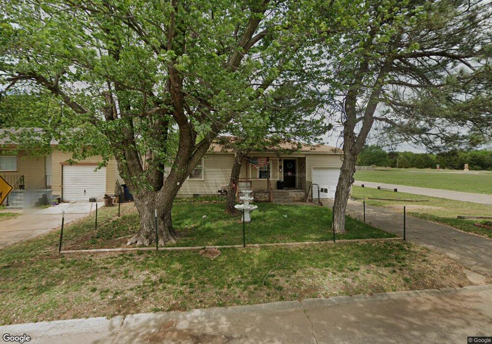1429 N 7th St, Duncan, OK 73533 - photo 1