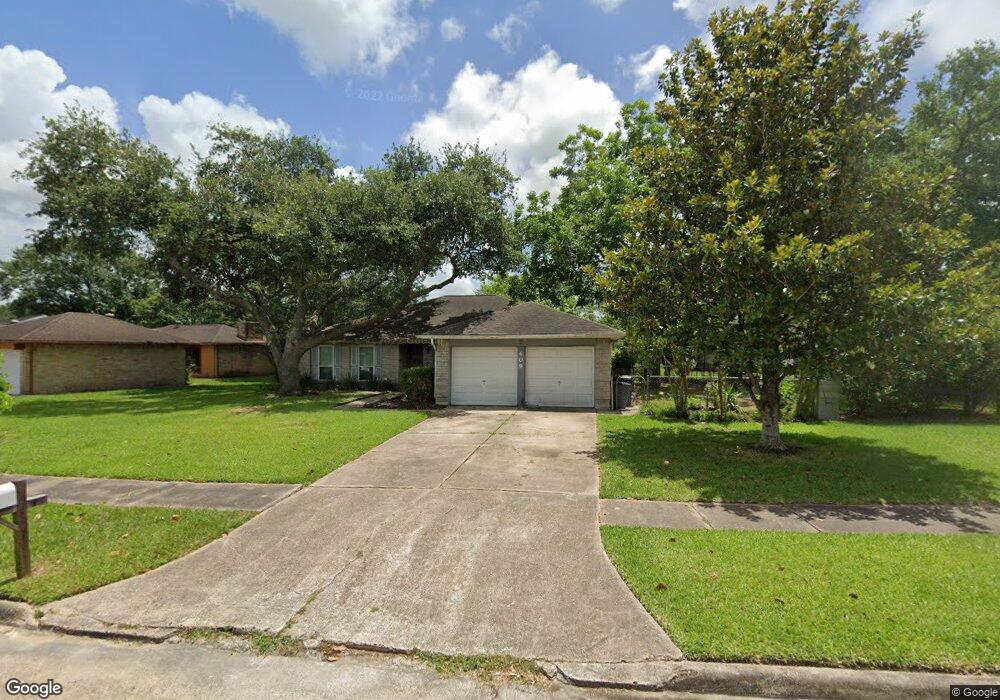 609 W Castle Harbour Dr, Friendswood, TX 77546 - photo 1