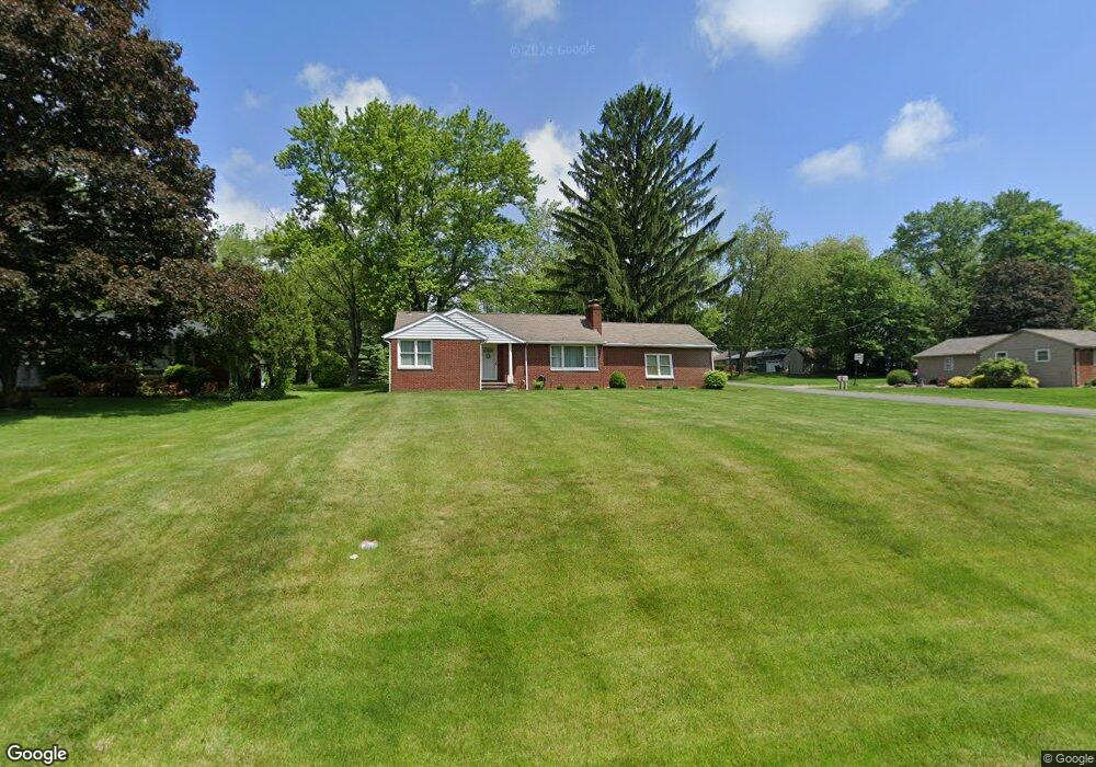 739 Pearlman Rd, Akron, OH 44319 - photo 1