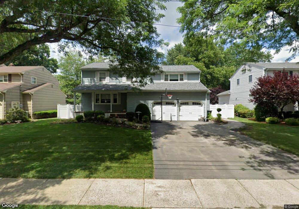 213 Taylor Rd, Paramus, NJ 07652 - photo 1