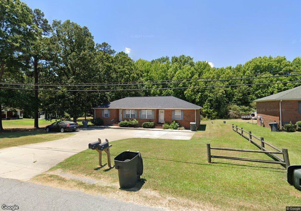 136 Lambert Dr, Asheboro, NC 27205 - photo 1