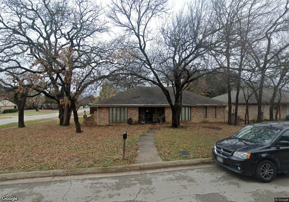 2101 Cambridge Dr, Hurst, TX 76054 - photo 1