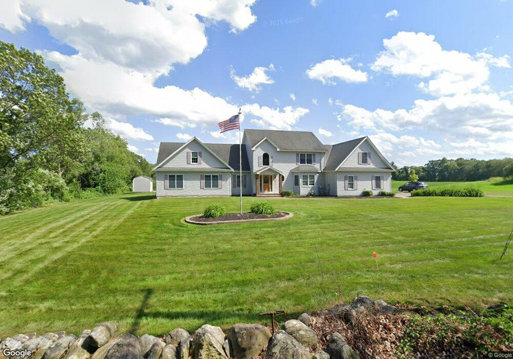 639 Wheeler Rd, Dracut, MA 01826 - photo 1