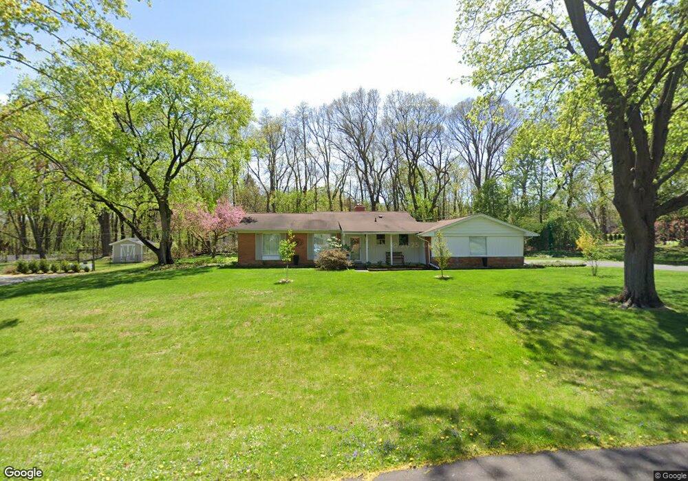 1212 Peveril Rd, Bloomfield Hills, MI 48304 - photo 1