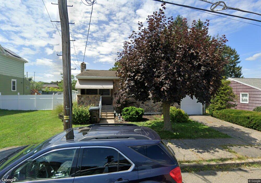 522 Putnam St, West Hazleton, PA 18202 - photo 1