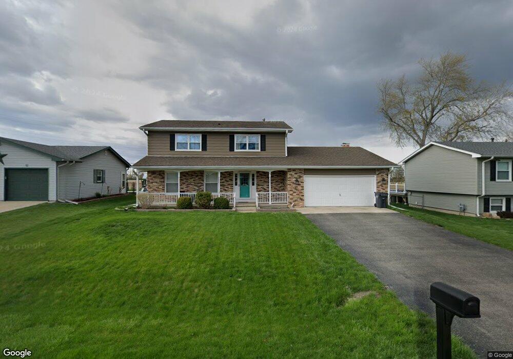 10 Marlin Dr, Oswego, IL 60543 - photo 1