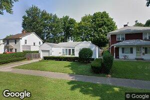 24 North Dr, Decatur, IL 62526