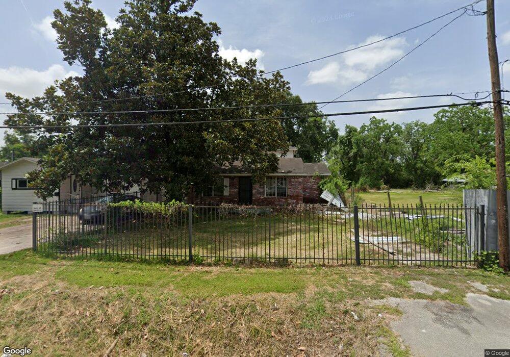 761 Millville Dr, Houston, TX 77091 - photo 1