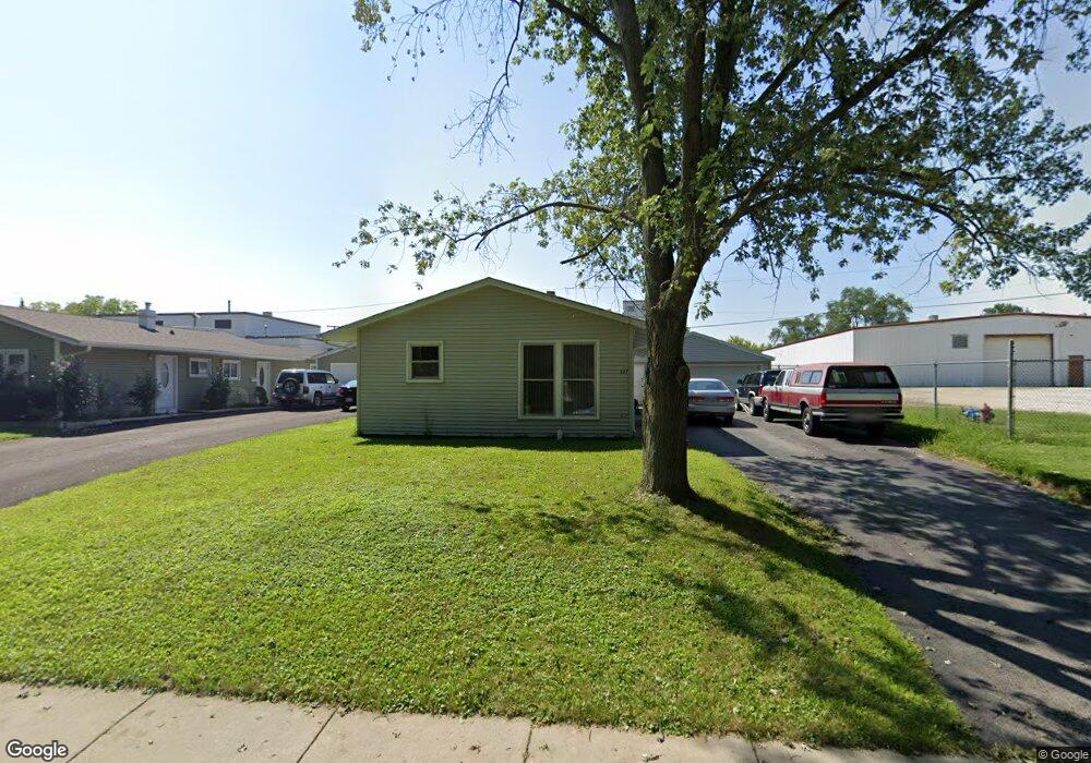 613 Topeka Dr, Carpentersville, IL 60110 - photo 1