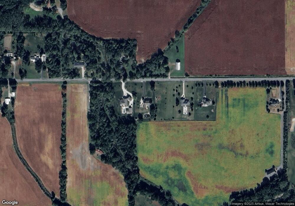 9484 Warnick Rd, Frankenmuth, MI 48734 - photo 1