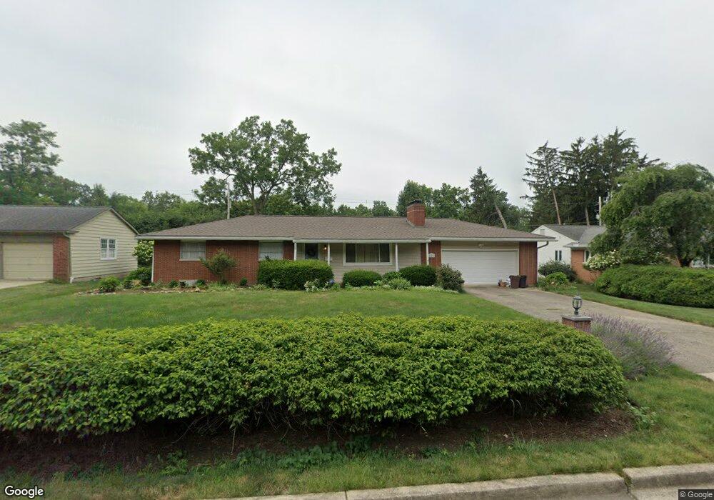 425 E Schreyer Place, Columbus, OH 43214 - photo 1