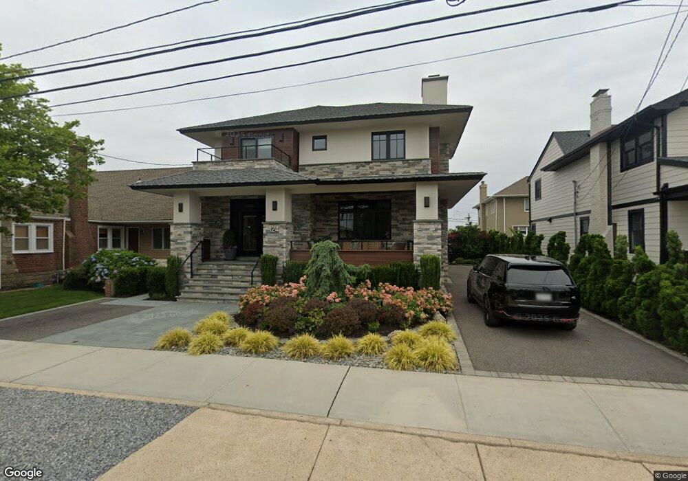124 Lynbrook Ave, Point Lookout, NY 11569 - photo 1