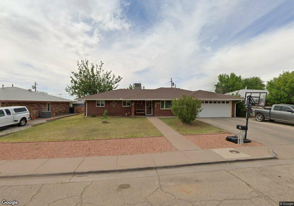 1611 Crescent Dr, Alamogordo, NM 88310 - photo 1
