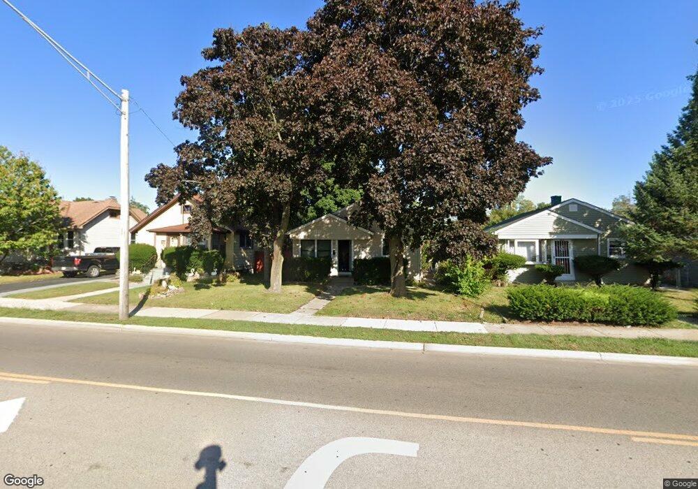 431 S Lewis Ave, Waukegan, IL 60085 - photo 1