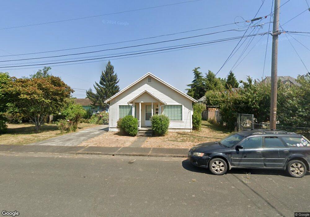 121 3rd St, Myrtle Point, OR 97458 - photo 1