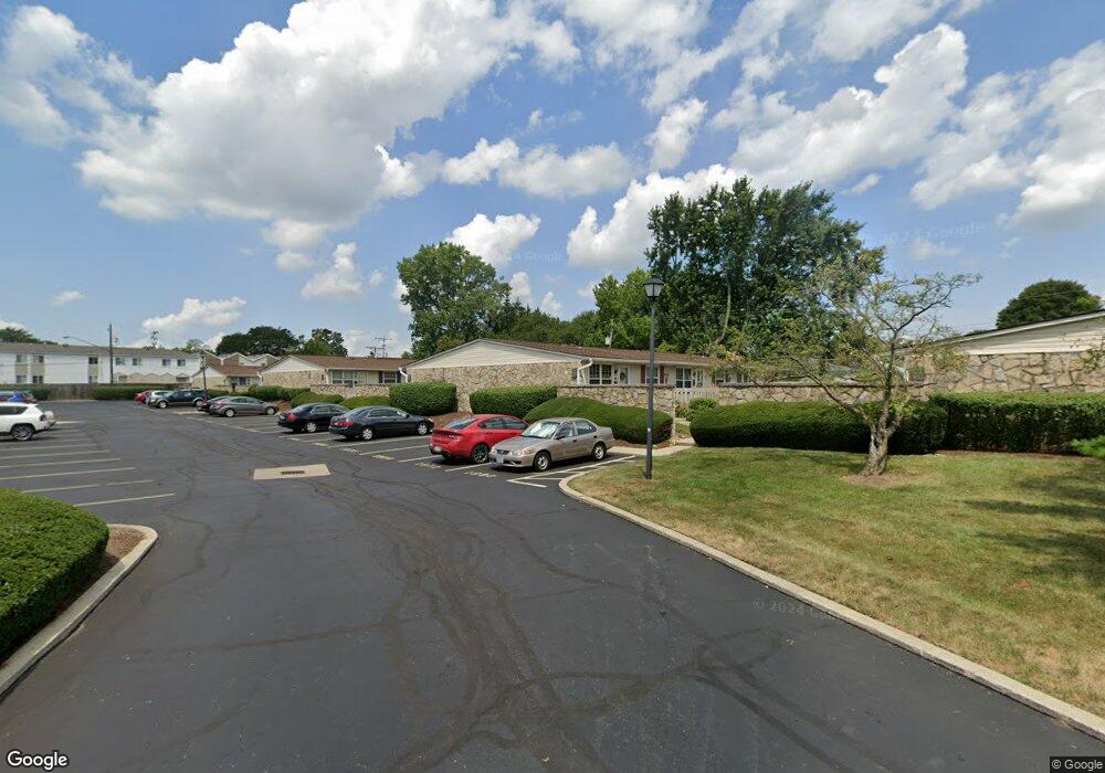 1992 Willoway Ct N, Columbus, OH 43220 - photo 1