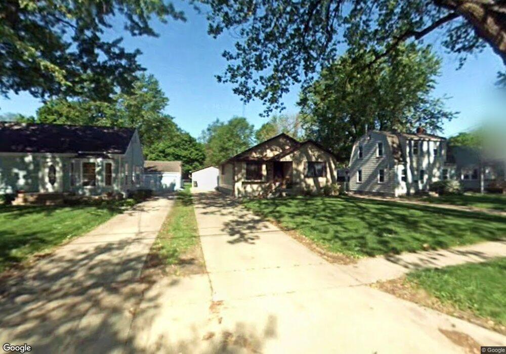 3916 41st St, Des Moines, IA 50310 - photo 1