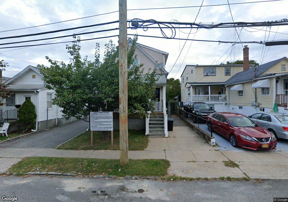 17 Beechwood Ave, Port Washington, NY 11050 - photo 1