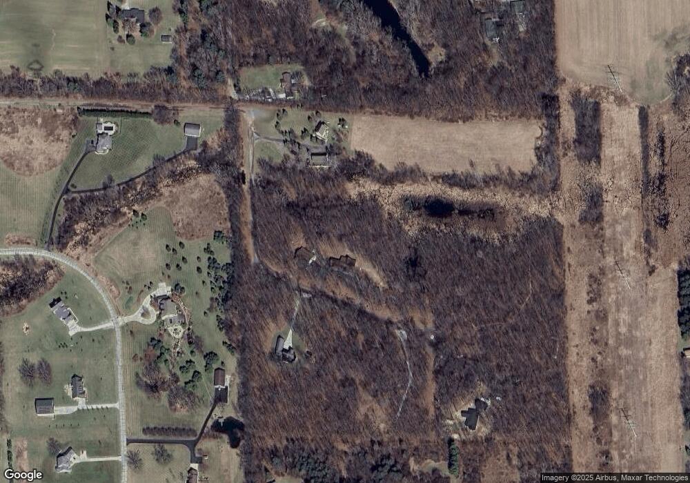 806 Hidden Creek Ct, Dexter, MI 48130 - photo 1