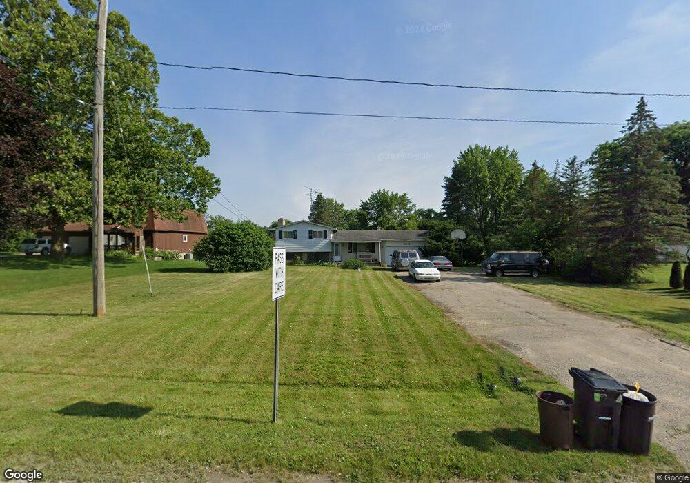 10451 Davison Rd, Davison, MI 48423 - photo 1