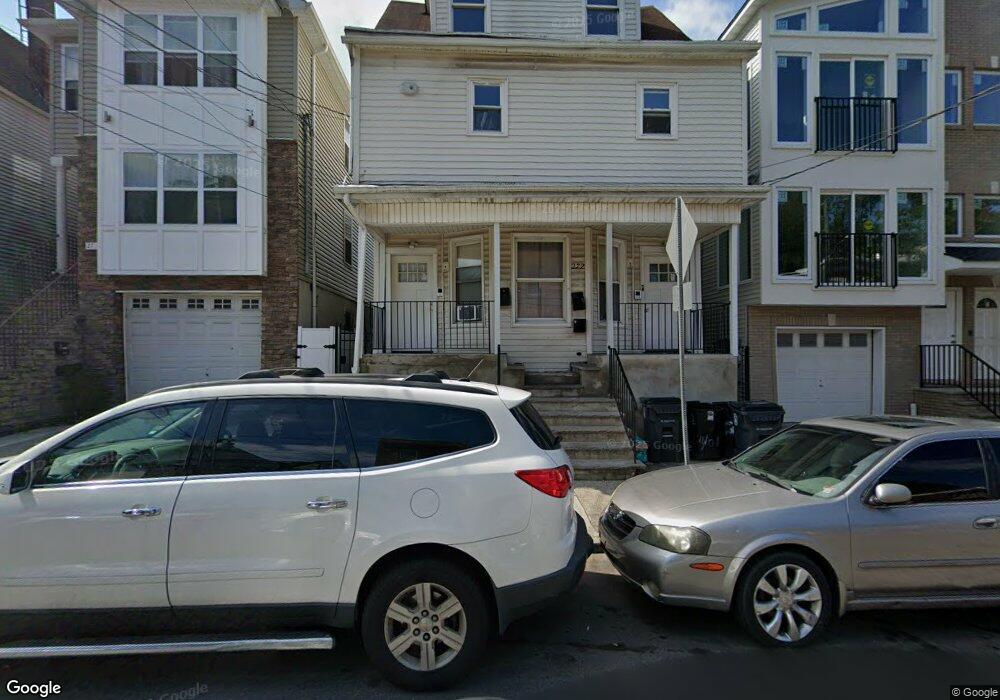 272 W Runyon St, Newark, NJ 07108 - photo 1