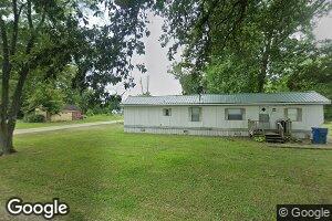 518 Locust St, Xenia, IL 62899