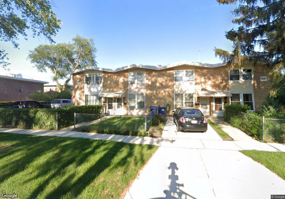 2067 Pine St, Des Plaines, IL 60018 - photo 1