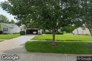 1960 Rock Island Dr, Ely, IA 52227
